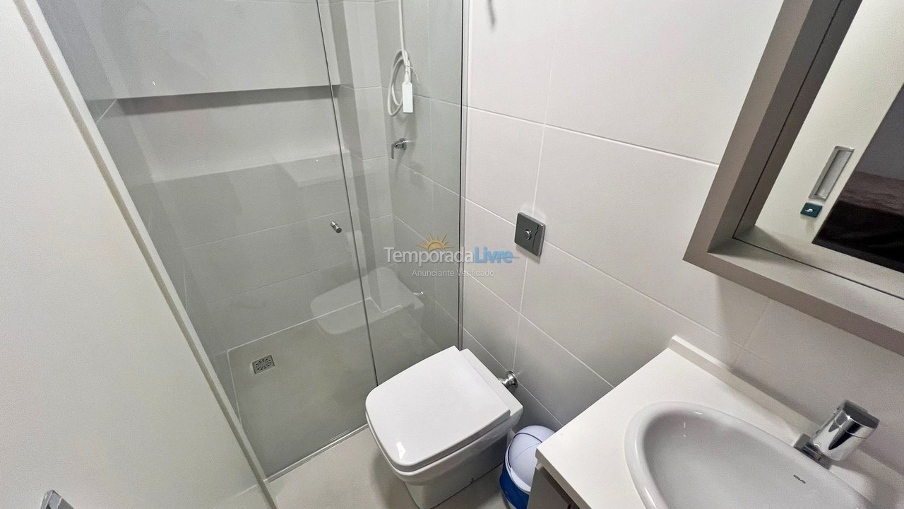 Apartamento para aluguel de temporada em Balneário Camboriú (Praia Central)