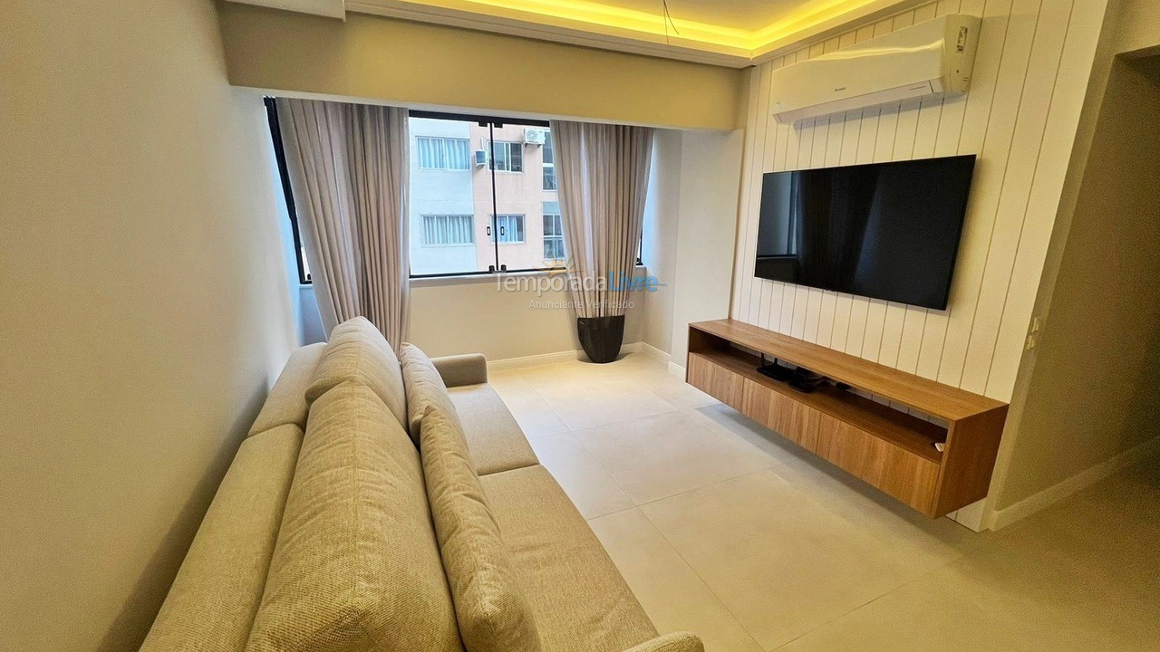 Apartamento para aluguel de temporada em Balneário Camboriú (Praia Central)