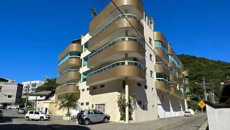 Apartamento para alugar em Bombinhas - Praia de Bombas
