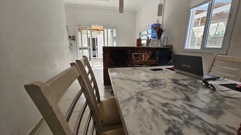 Casa com Piscina na Praia do Lázaro Ubatuba (250 Metros da Praia)