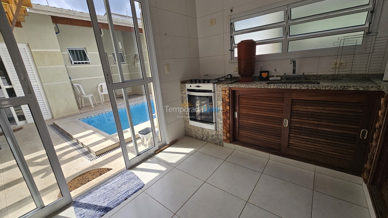 Casa para aluguel de temporada em Ubatuba (Praia do Lázaro)