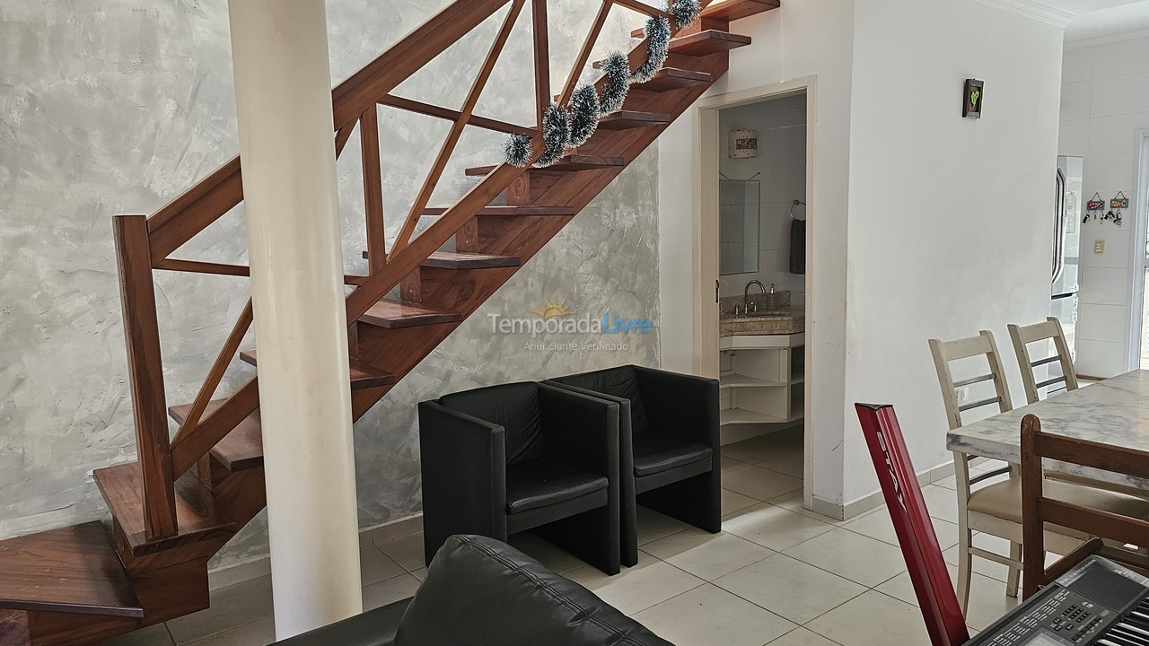 Casa para aluguel de temporada em Ubatuba (Praia do Lázaro)