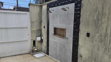 Casa com Piscina na Praia do Lázaro Ubatuba (250 Metros da Praia)