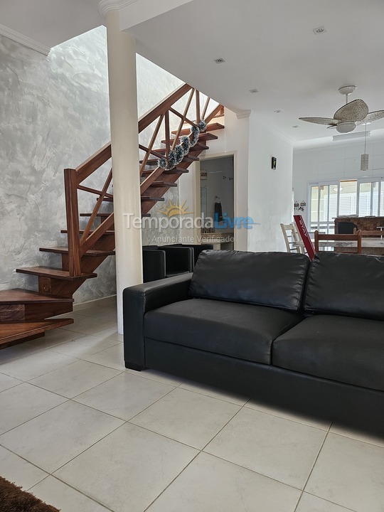 Casa para aluguel de temporada em Ubatuba (Praia do Lázaro)