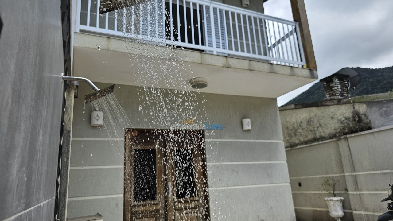 Casa para aluguel de temporada em Ubatuba (Praia do Lázaro)