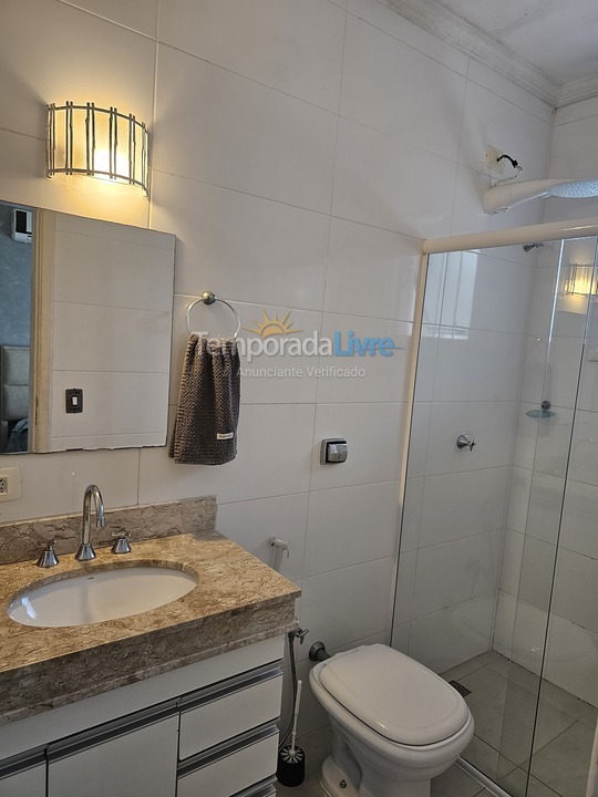 Casa para aluguel de temporada em Ubatuba (Praia do Lázaro)