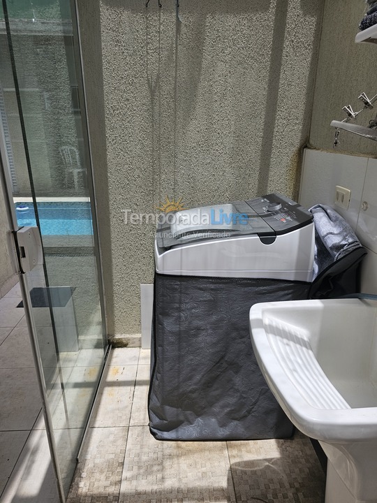 Casa para aluguel de temporada em Ubatuba (Praia do Lázaro)