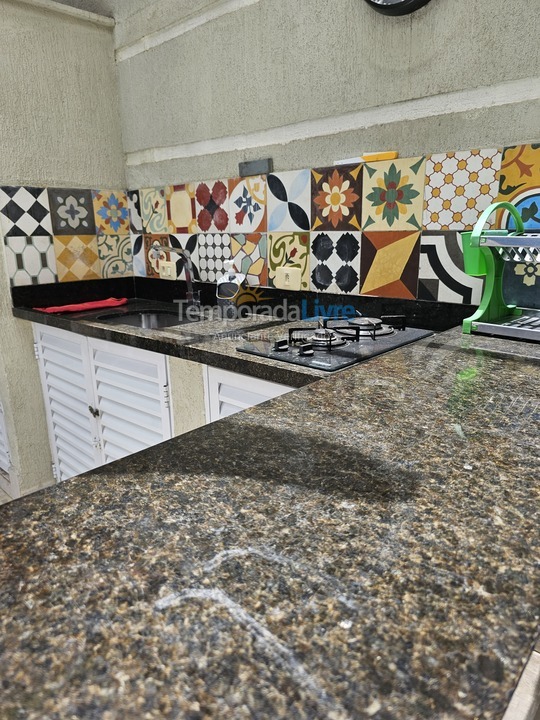 Casa para aluguel de temporada em Ubatuba (Praia do Lázaro)