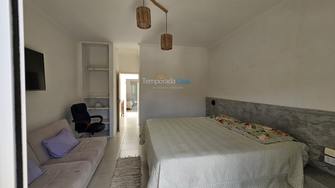 Casa para aluguel de temporada em Ubatuba (Praia do Lázaro)