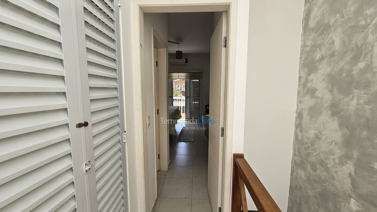 Casa para aluguel de temporada em Ubatuba (Praia do Lázaro)