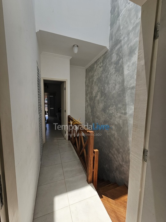 Casa para aluguel de temporada em Ubatuba (Praia do Lázaro)