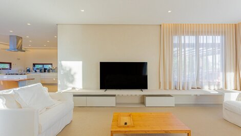 Excelente casa de 5 suites