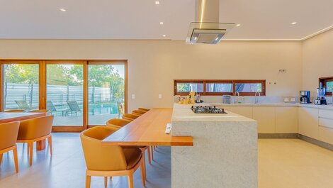 Excelente casa de 5 suites