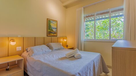 Excelente casa de 6 suites a 200m de la playa