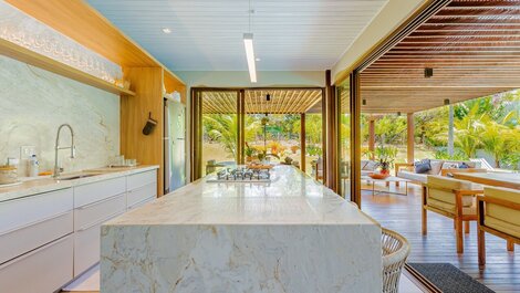 - Incredible High Standard House 5 Suites - Praia do Forte