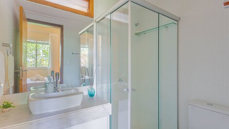 Excelente casa de 6 suites a 200m de la playa