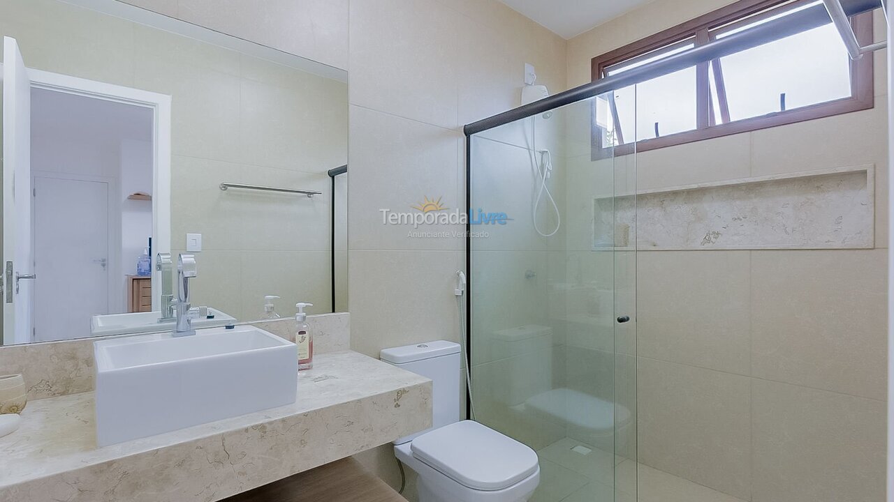 Casa para alquiler de vacaciones em Camaçari (Praia de Guarajuba)