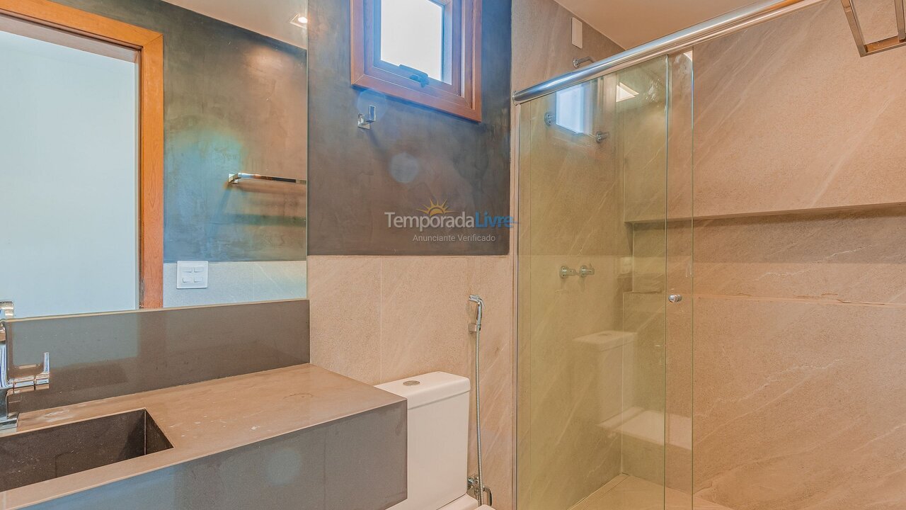 Casa para aluguel de temporada em Mata de São João (Praia do Forte)