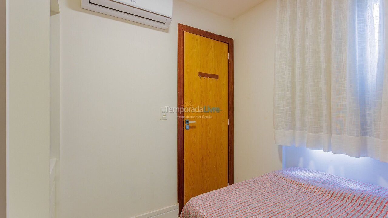 Casa para aluguel de temporada em Mata de São João (Praia do Forte)