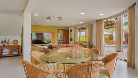 Increíble mansión 8 suites, pies en la arena, vista al mar