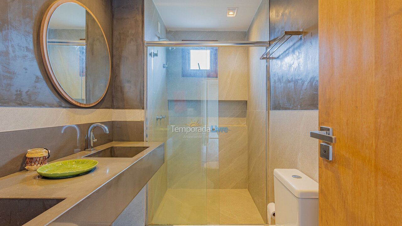 Casa para aluguel de temporada em Mata de São João (Praia do Forte)