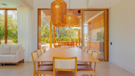 Casa de lujo con 6 suites y servicio de limpieza incluido