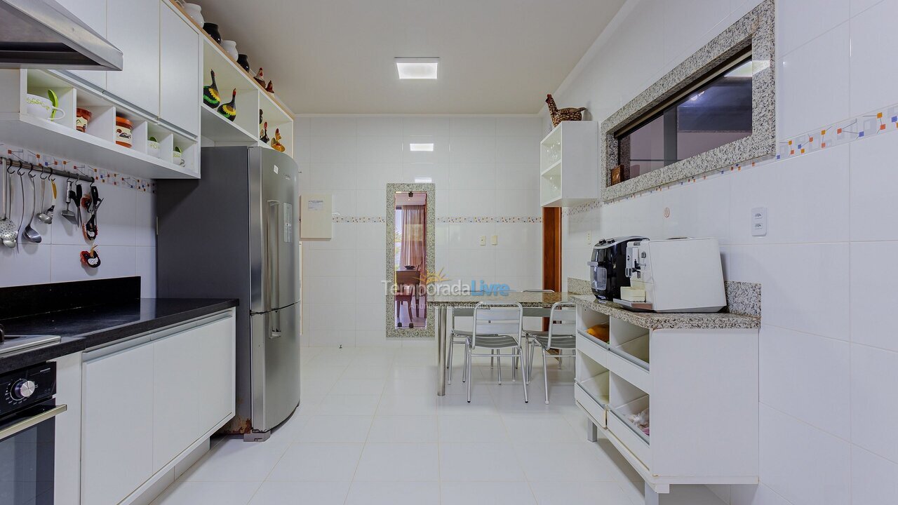 Casa para alquiler de vacaciones em Camaçari (Praia de Guarajuba)