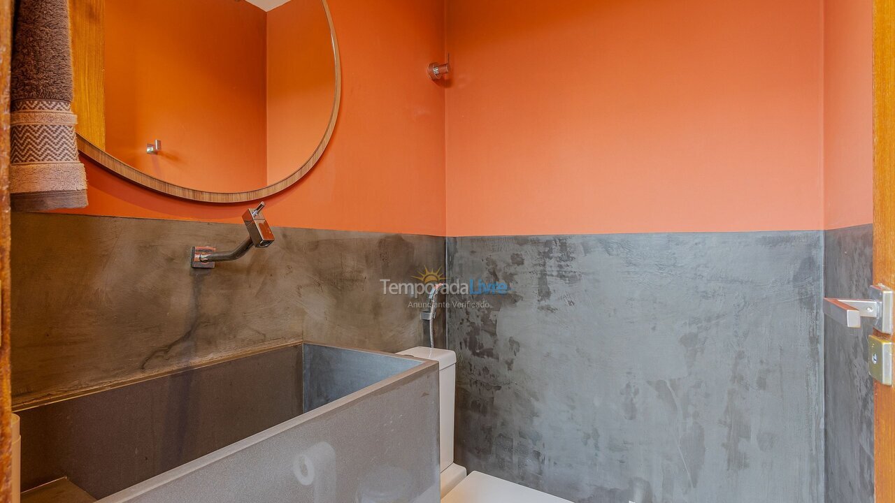 Casa para aluguel de temporada em Mata de São João (Praia do Forte)