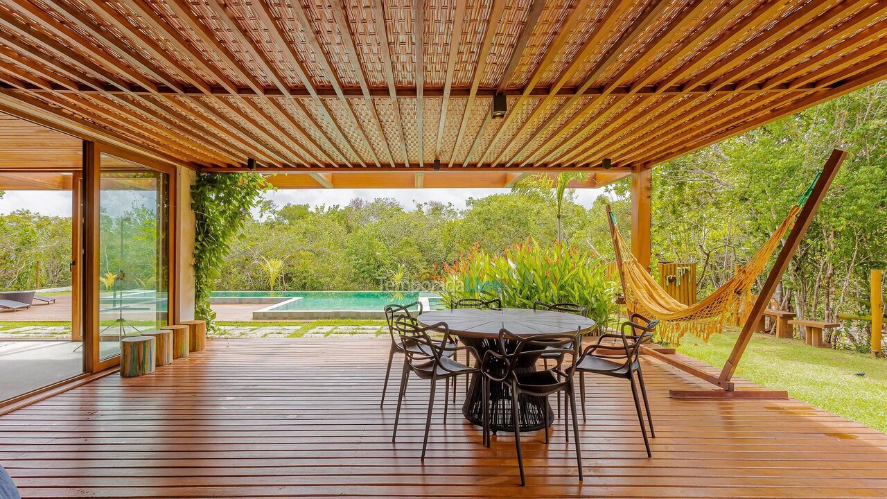 Casa para aluguel de temporada em Mata de São João (Praia do Forte)