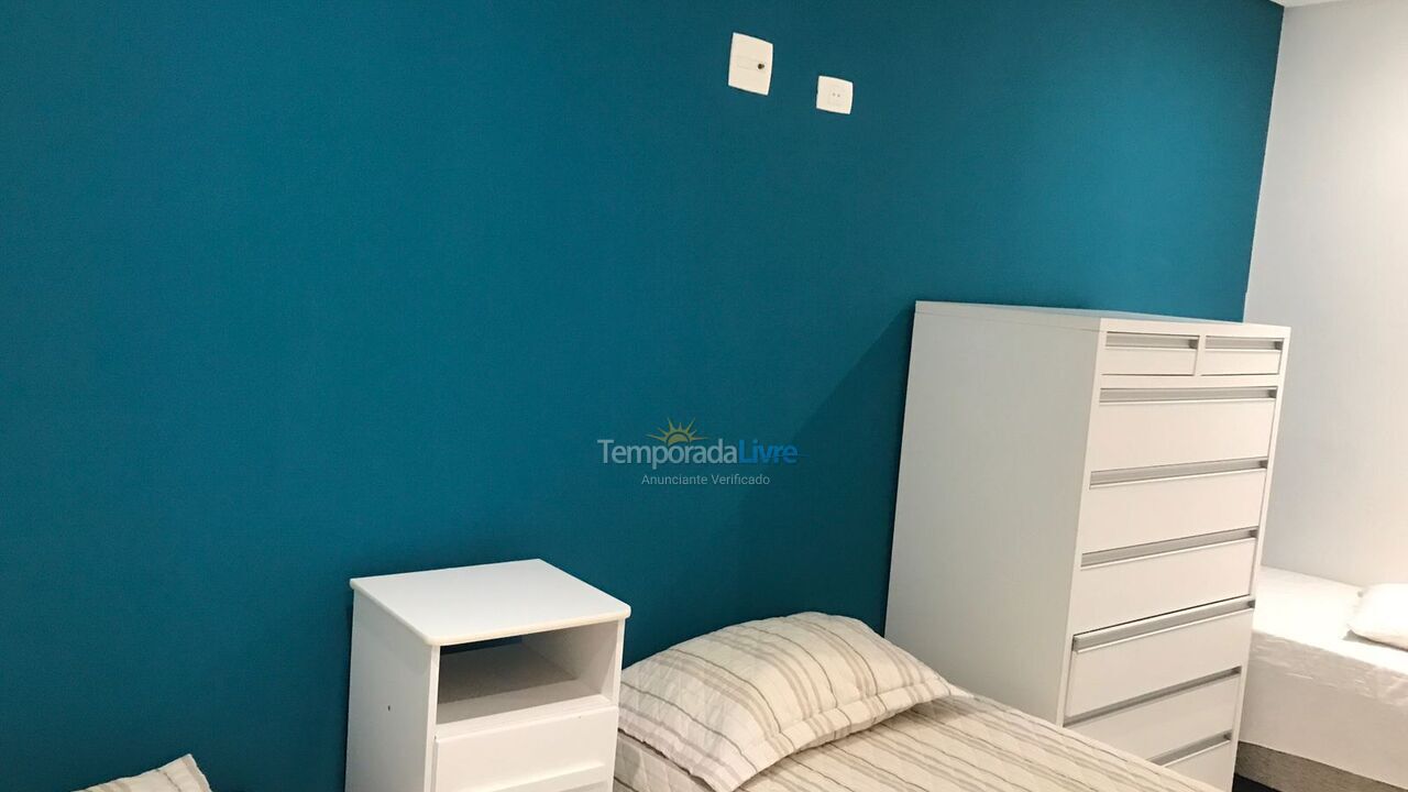 Apartamento para aluguel de temporada em Ubatuba (Praia Grande)