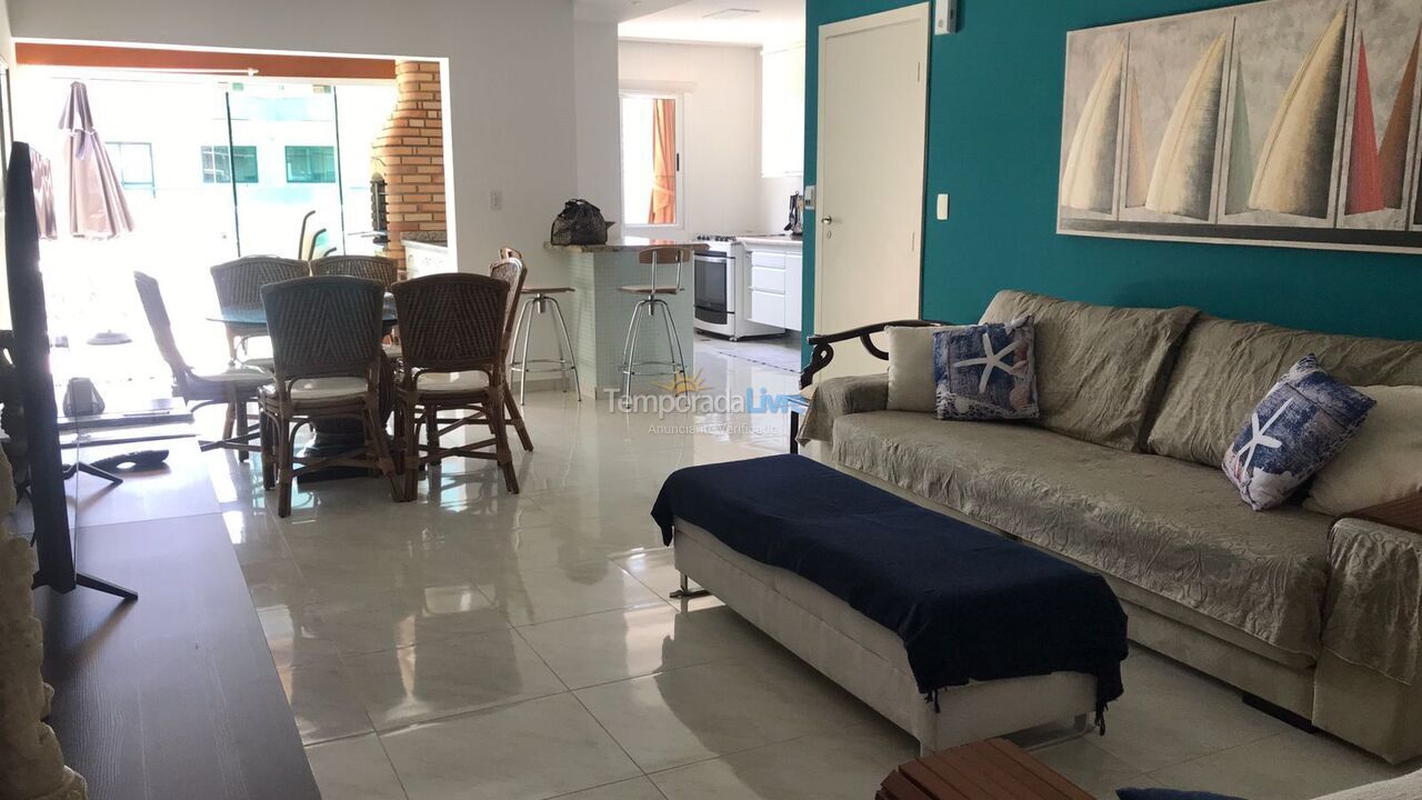 Apartamento para aluguel de temporada em Ubatuba (Praia Grande)