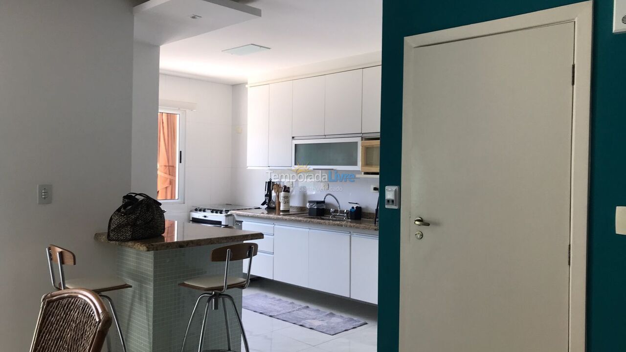 Apartamento para aluguel de temporada em Ubatuba (Praia Grande)