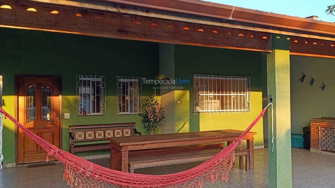 Casa para aluguel de temporada em Bertioga (Boraceia)