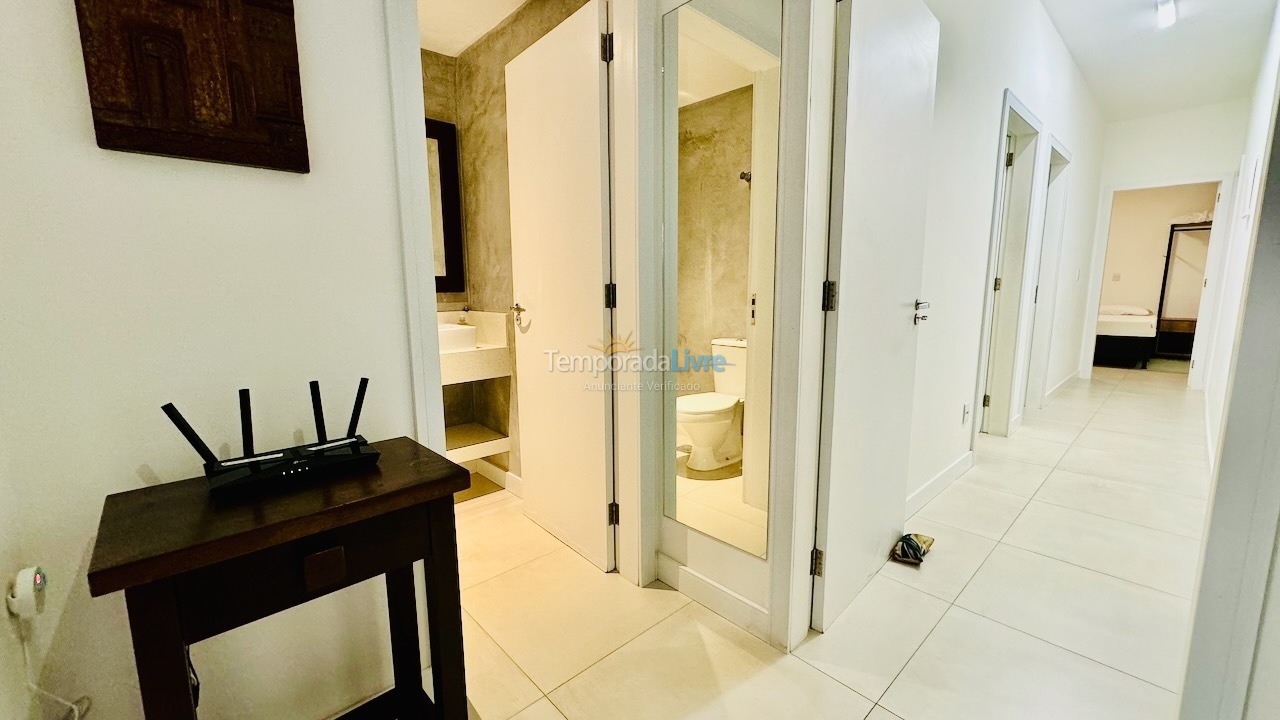 Apartamento para aluguel de temporada em Balneário Camboriú (Praia Central)