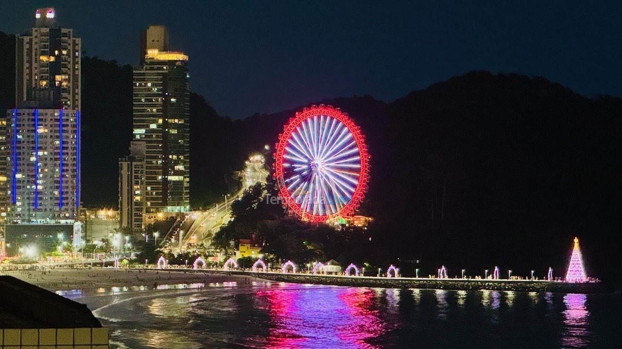 Apartamento para aluguel de temporada em Balneário Camboriú (Praia Central)