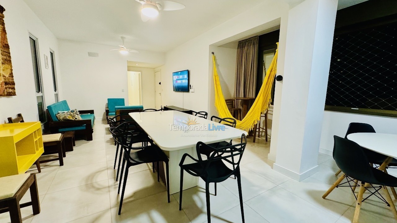 Apartamento para aluguel de temporada em Balneário Camboriú (Praia Central)