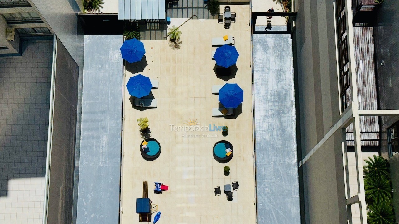 Apartamento para aluguel de temporada em Balneário Camboriú (Praia Central)