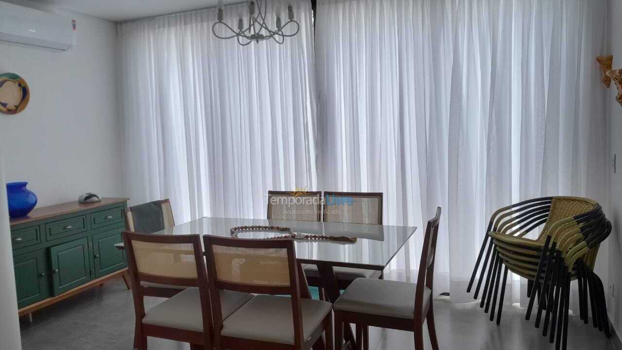 Casa para aluguel de temporada em São Sebastião (Camburi)