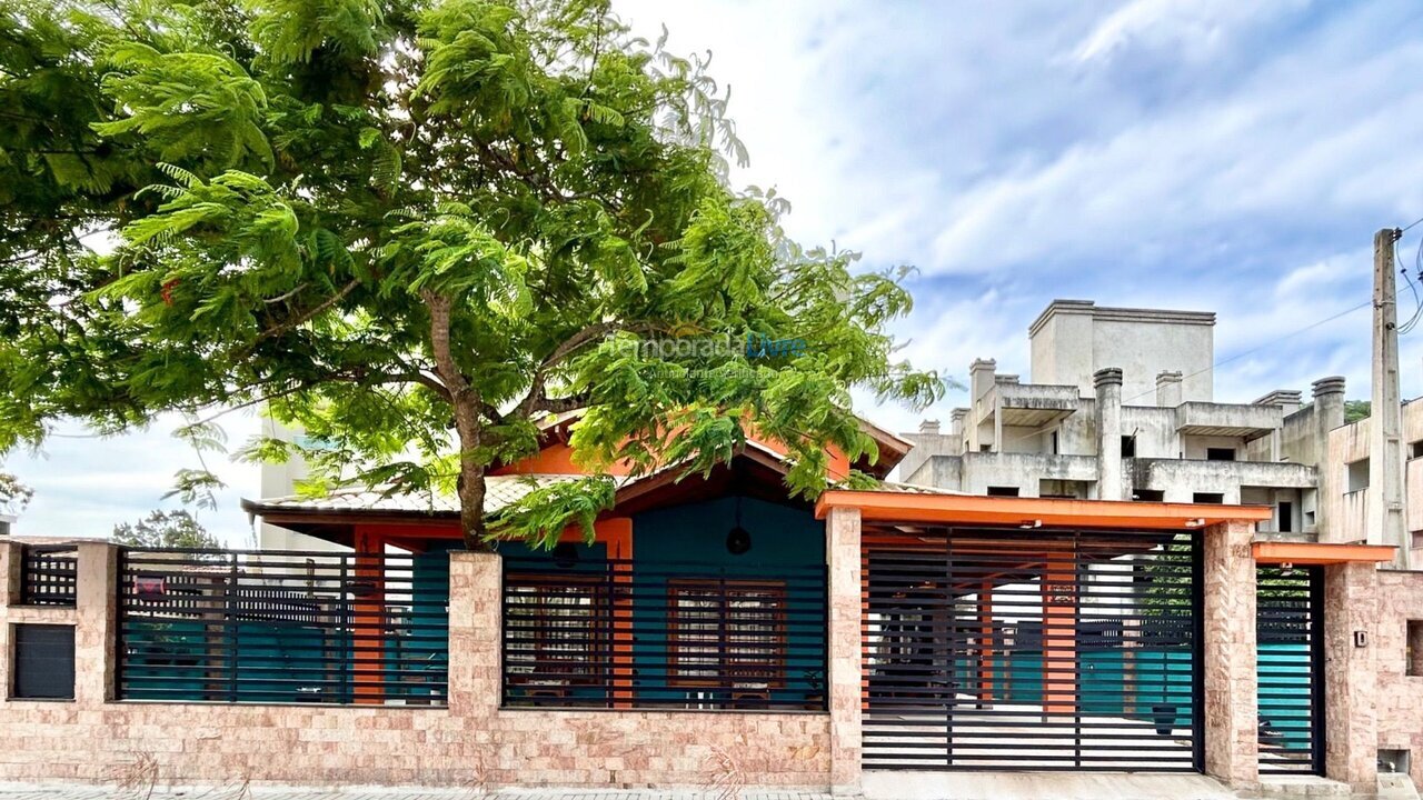 Casa para alquiler de vacaciones em Bombinhas (Mariscal)