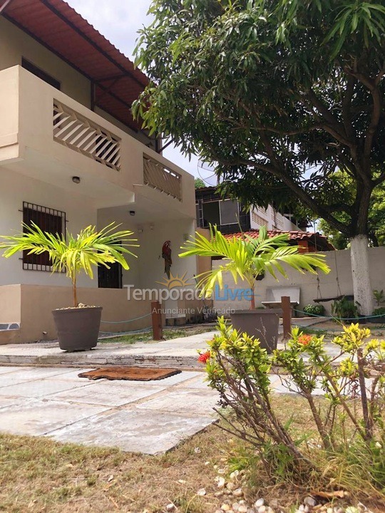 Apartamento para aluguel de temporada em Goiana (Praia de Catuama)