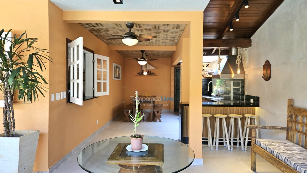 Casa para alquiler de vacaciones em São Sebastião (Juquehy)