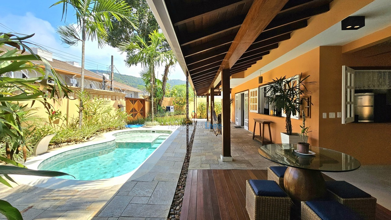 Casa para alquiler de vacaciones em São Sebastião (Juquehy)