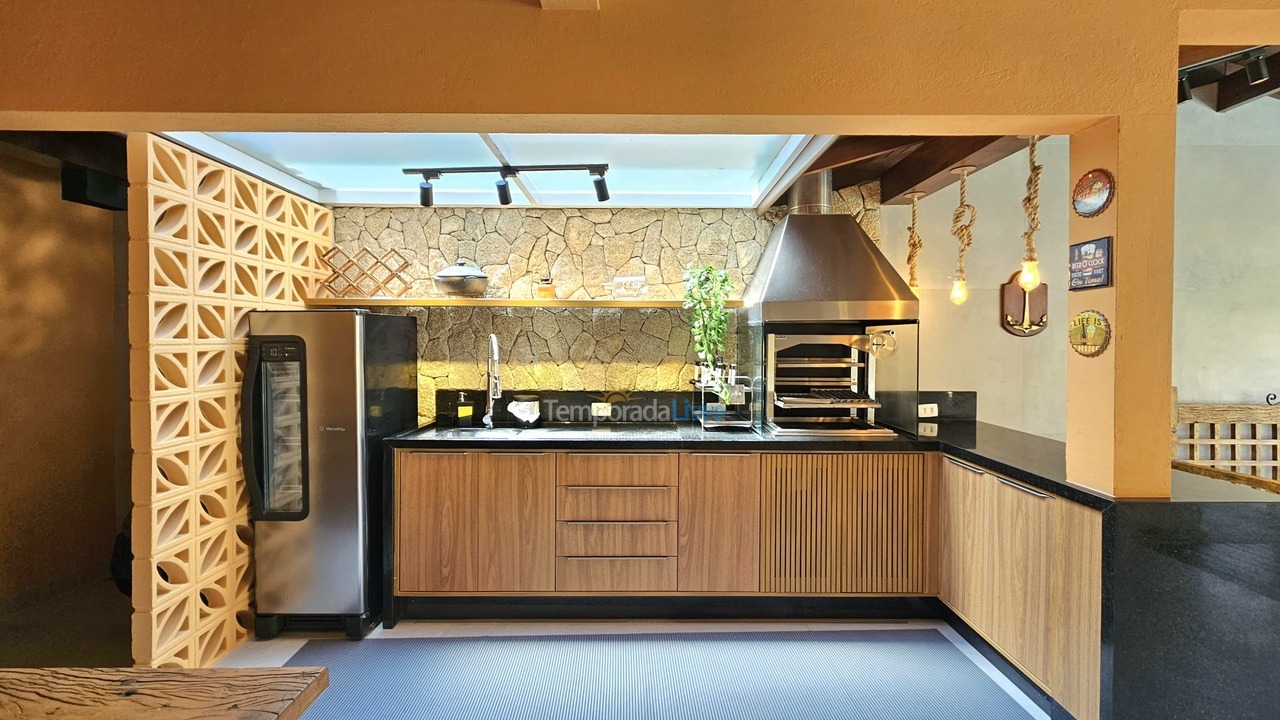 Casa para alquiler de vacaciones em São Sebastião (Juquehy)