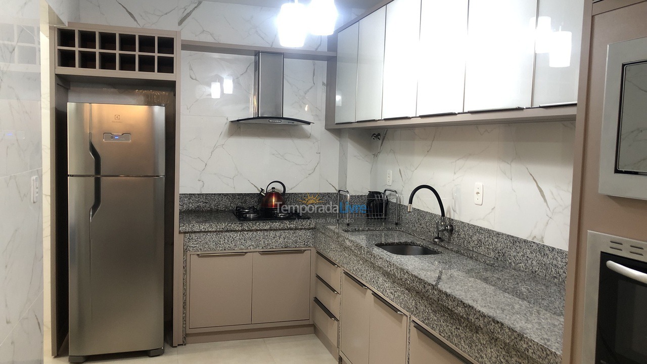 Apartment for vacation rental in Bombinhas (Canto Grande)