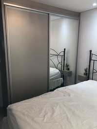 2 Bedroom Apartment 200m from the Beach