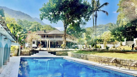 MANSÃO CENTENÁRIA EM MEIO A FLORESTA - Eventos e hospedagem