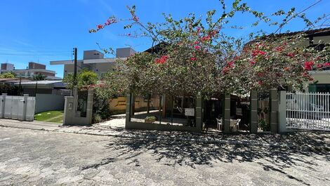 Comfortable House in Bombas