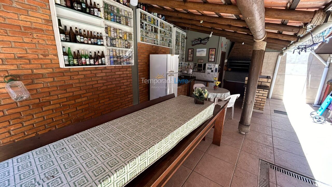 House for vacation rental in Bombinhas (Praia de Bombas)