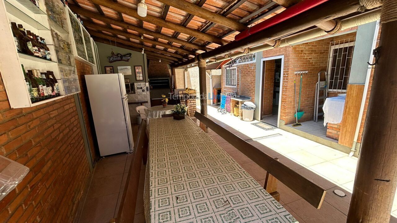 House for vacation rental in Bombinhas (Praia de Bombas)