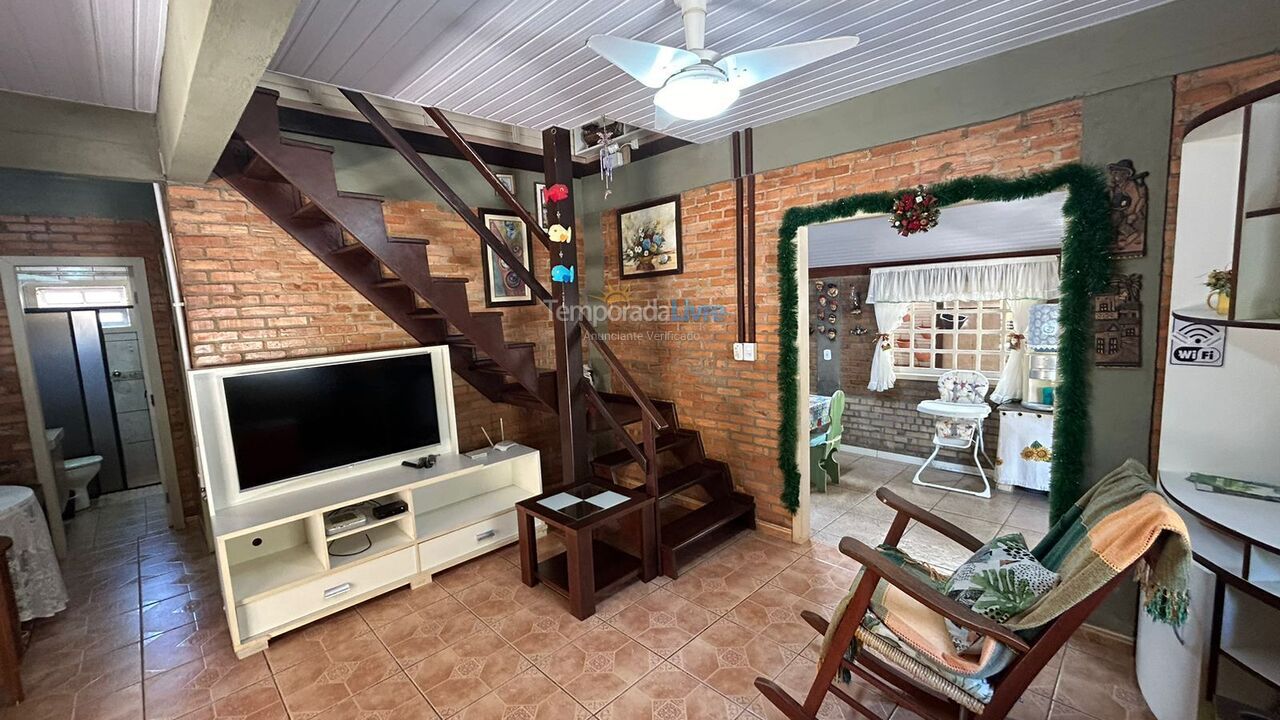 House for vacation rental in Bombinhas (Praia de Bombas)